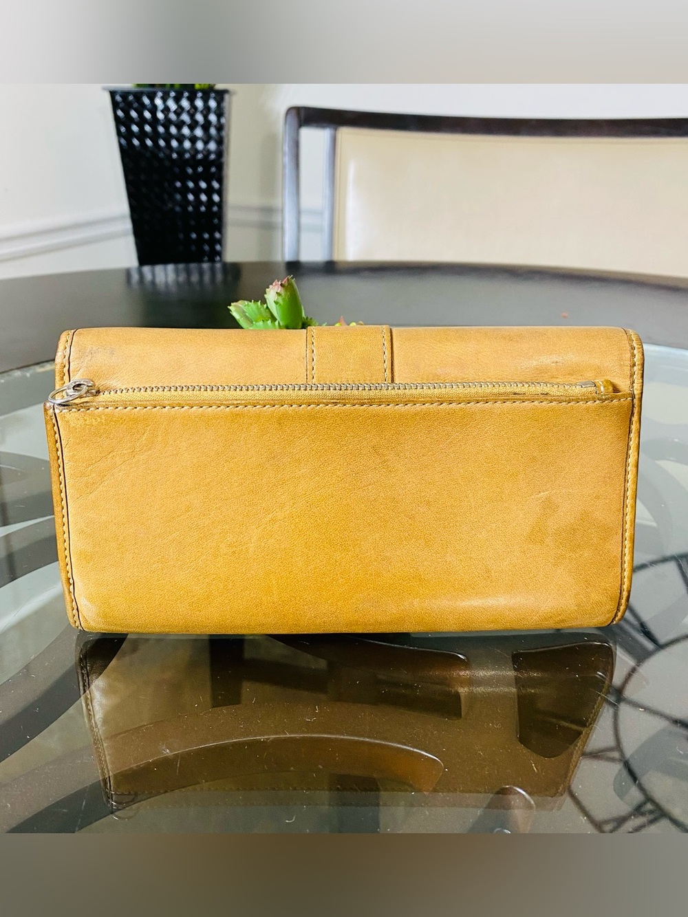 Vintage Coach Tan Genuine Leather Trifold Checkbook Wallet Some Flaws Do to Age - Picture 3 of 6